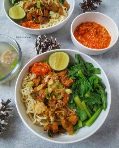 Mie Ayam Bu Wati foto 3
